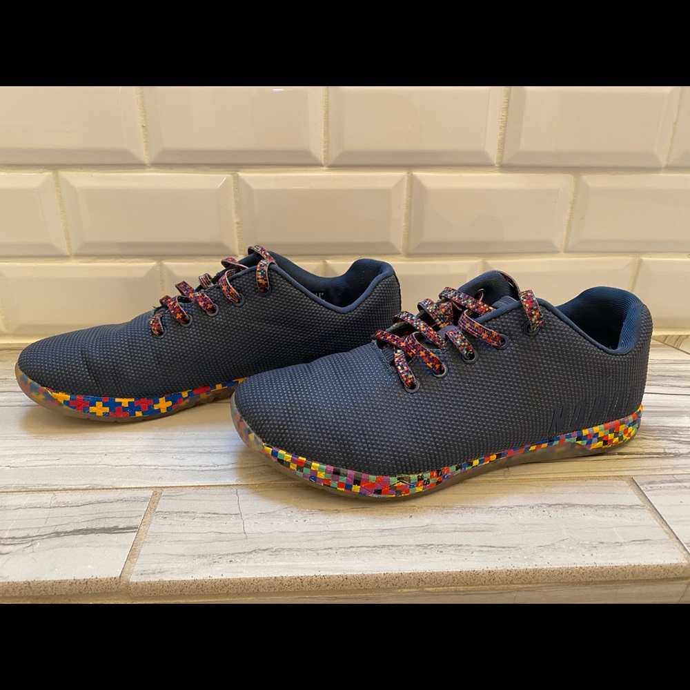 NoBull navy pixel trainers